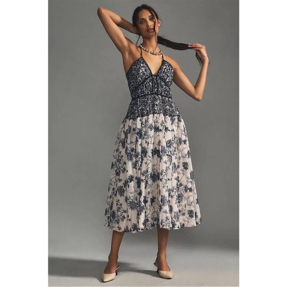 Anthropologie By Anthropologie V-Neck Halter Dress size LP - Picture 1 of 9